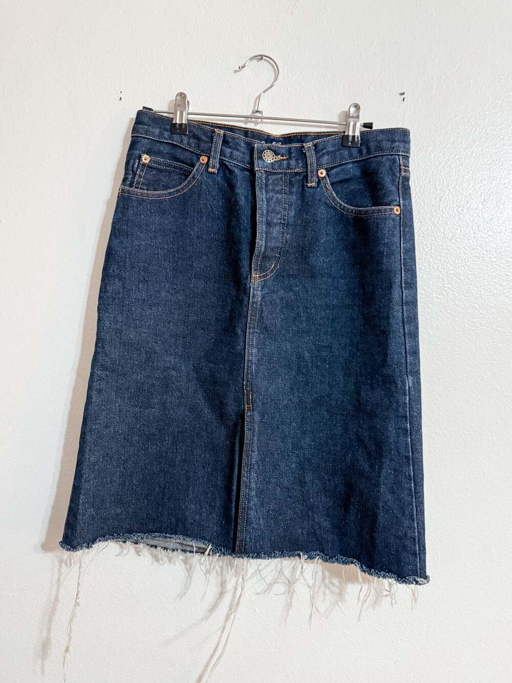 Y2K Earl Jean Vintage Dark Wash Denim Midi Skirt with Frayed Hem Front Slit